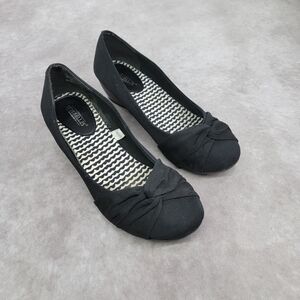 Seychelles Black Wedge Heel